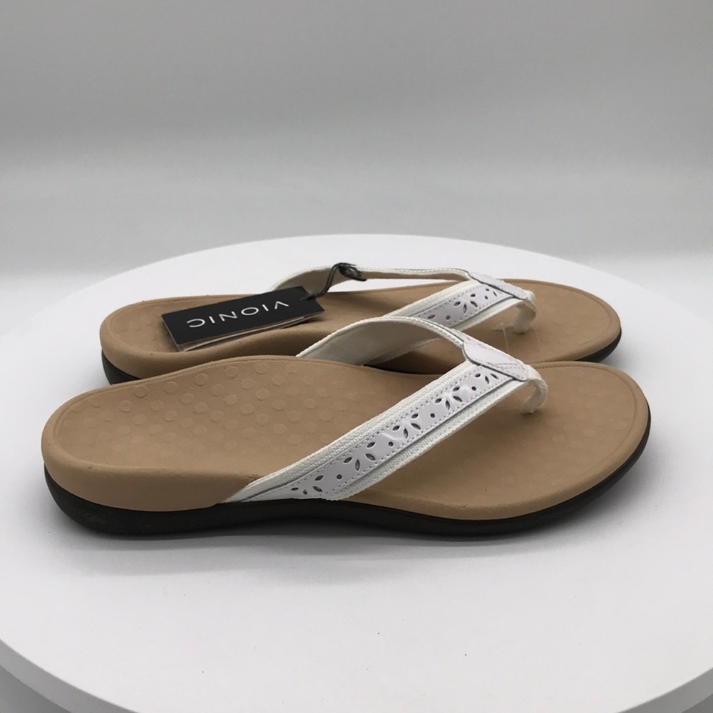 Vionic White Perforated Thong Sandals for Women size 8 US